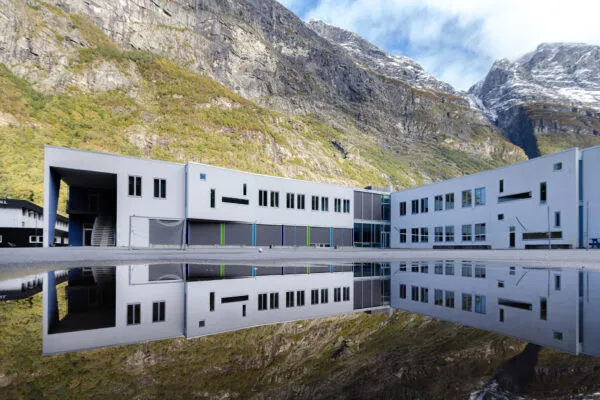 Sunndal Skole — Arkitektur photography by Gustav Photography